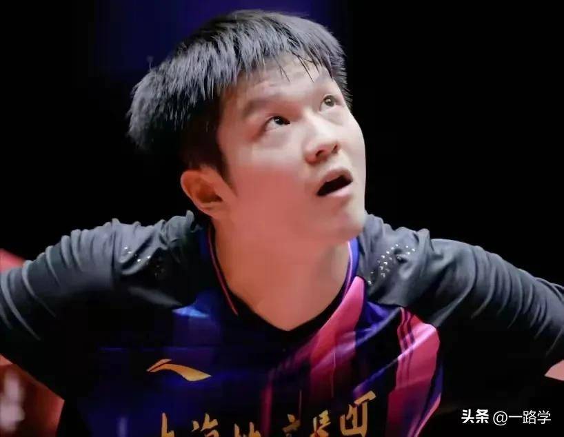 橄榄球联赛焦点战：徽州雄狮队鏖战姑苏雷豹队，新星闪耀。逆风翻盘的范本的简单介绍开云体育中国官网