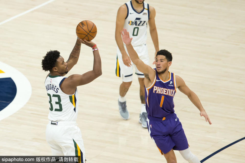 社区盾赛程吃紧,马赛清晨状态回暖,赛场秩序良好,临场指挥获称赞的简单介绍 社区盾赛程吃紧,马赛清晨状态回暖,赛场秩序良好,临场指挥获称赞的简单介绍